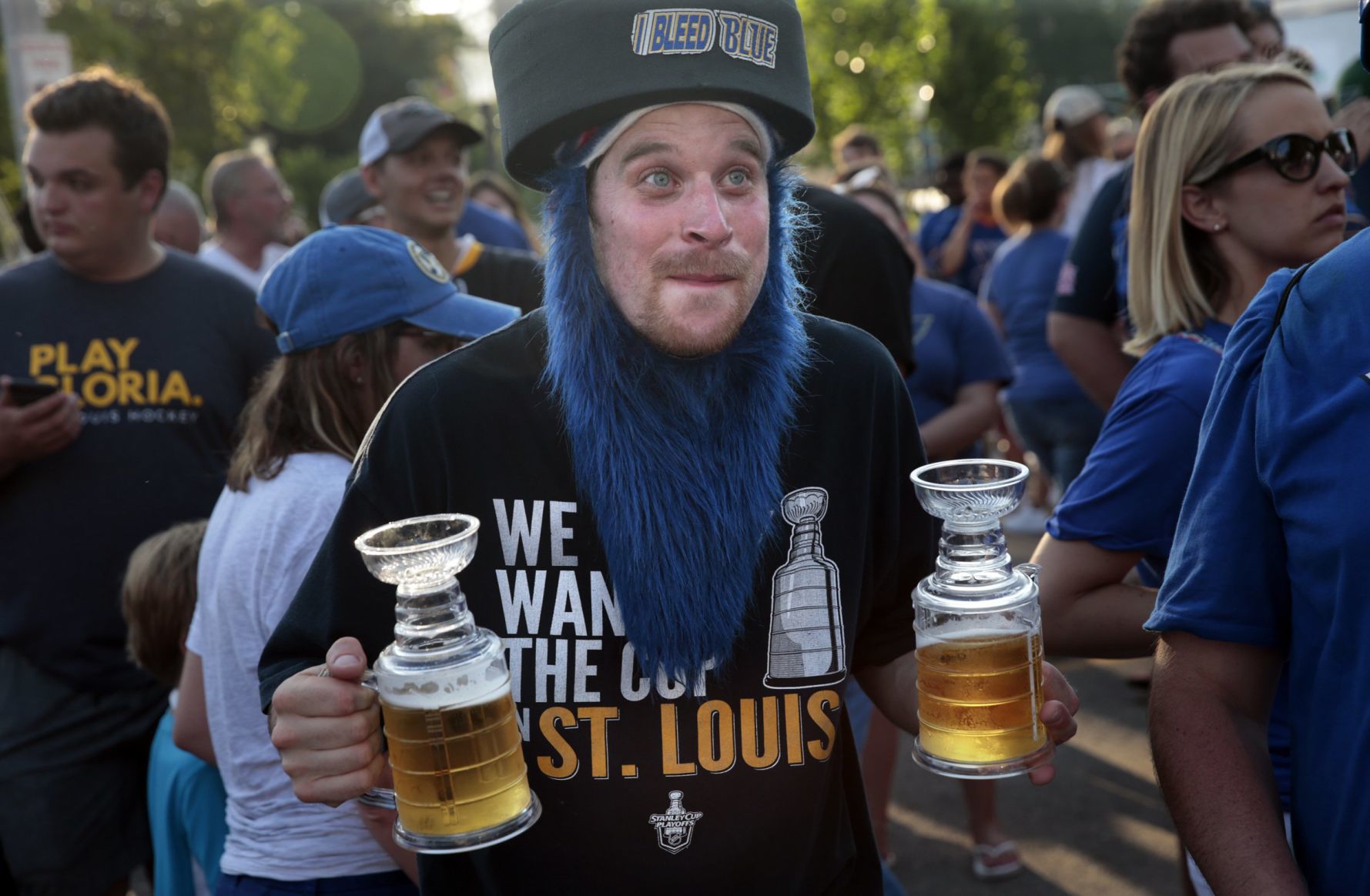 Blues try to win the Stanley Cup on home ice
